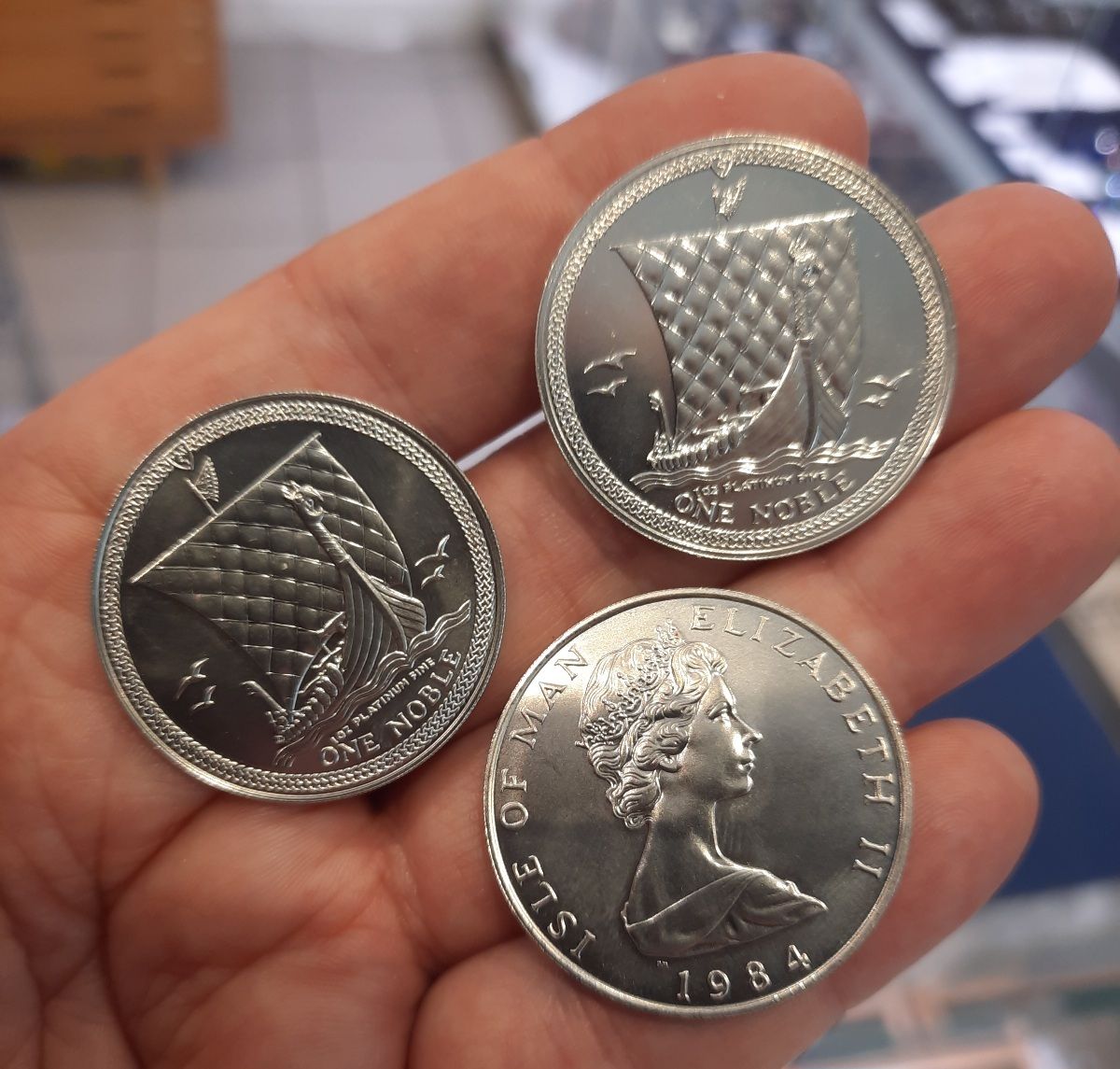 SPOT +12%, Isle of Man, noble, 31,1 gram ren platina, FORHÅNDSSALG