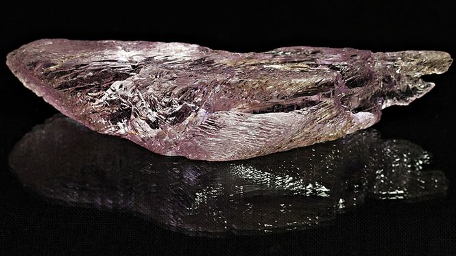 Hovedbilde Spodumen (var. kunzitt), Galileia, Minas Gerais, Brasil
