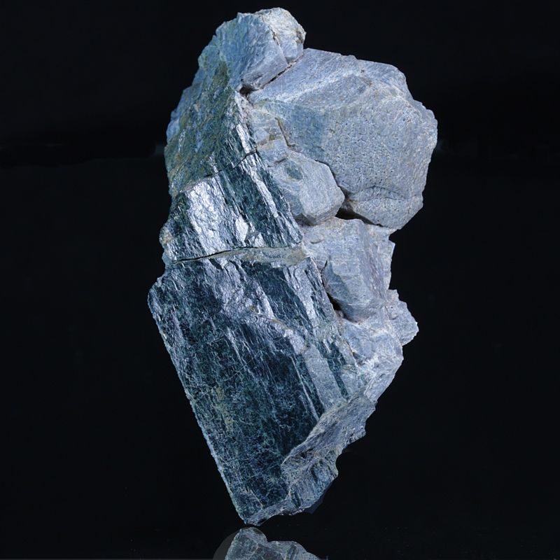 Hydroksylapatitt med hornblende, Oksøyekollen, Snarum