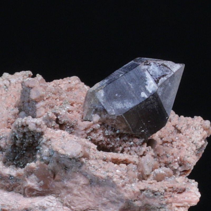 Røykkvarts/smokey quartz/morion med ortoklas, Hurum