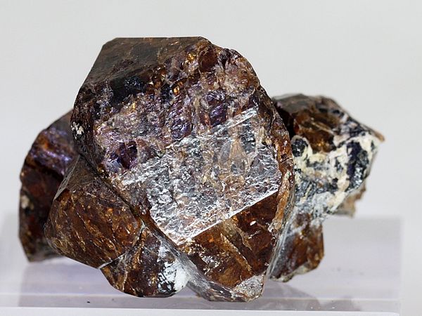 Hovedbilde Zirkonkrystallgruppe, Seiland, Finnmark