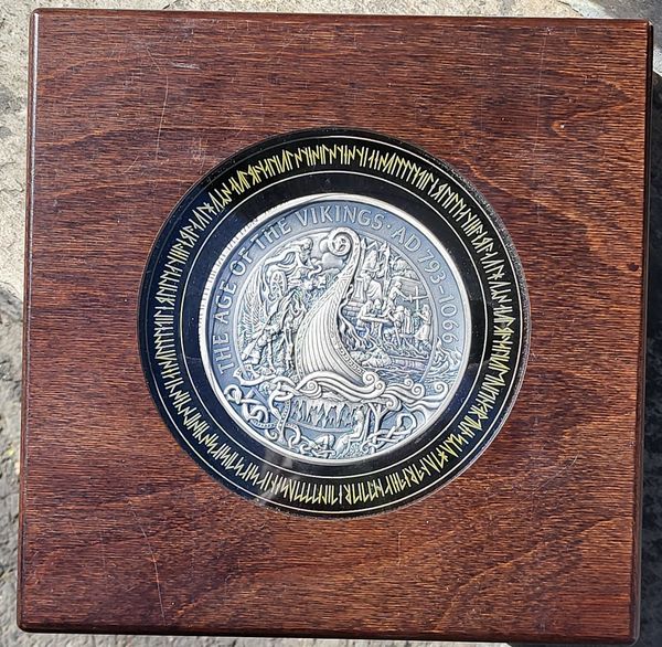 Hovedbilde Isle of Man, Vikings, 1 kg sølv