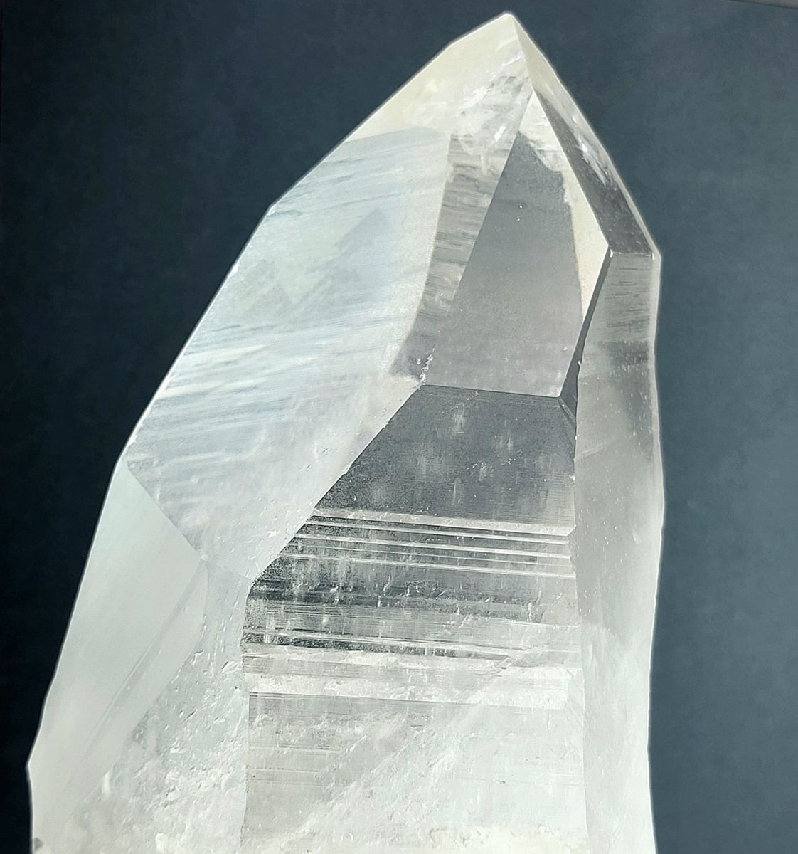 Diger kvartskrystall (bergkrystall), Brasil, 3,7 kg