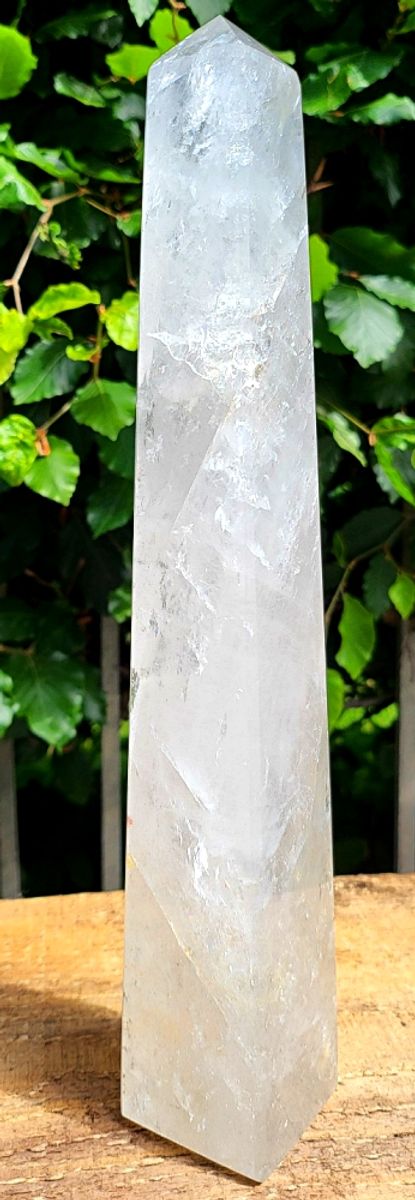 Stort steintårn (obelisk) av kvarts, 30 cm