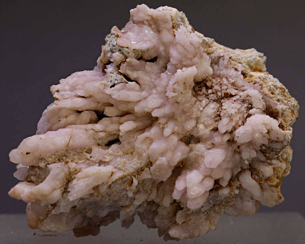 Rosa kvarts (eng. rose/pink quartz), Huancayo, Junin, Peru