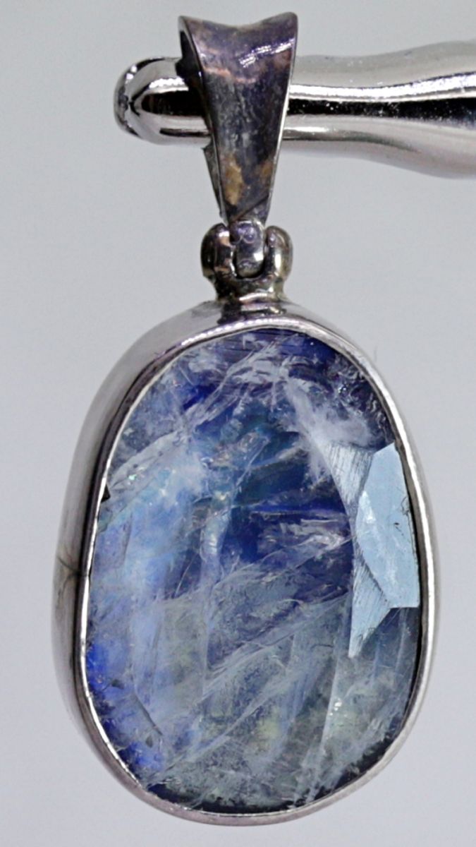 Labradoritt, mørk blå, sølvanheng