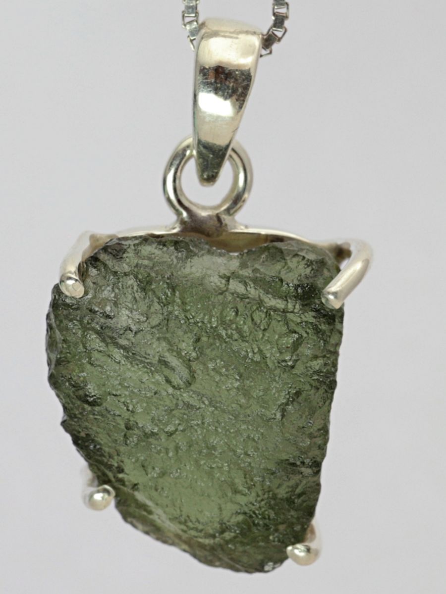 Moldavitt fra Chlum, Tsjekkia, sølvanheng, 4,15 gram